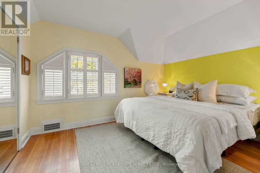 64 Cliveden Avenue — photo 16 of 40