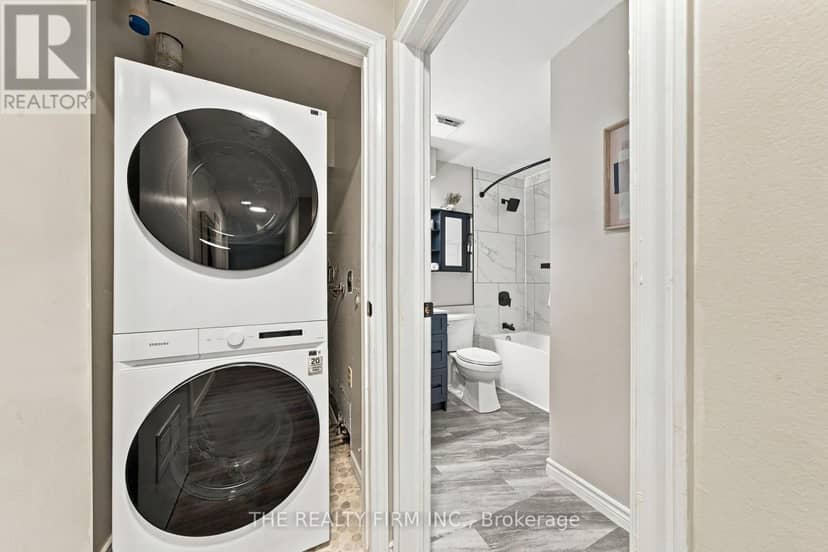 58 - 144 Conway Drive — photo 18 of 22