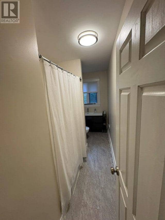 301 North Queen Elizabeth — photo 9 of 28