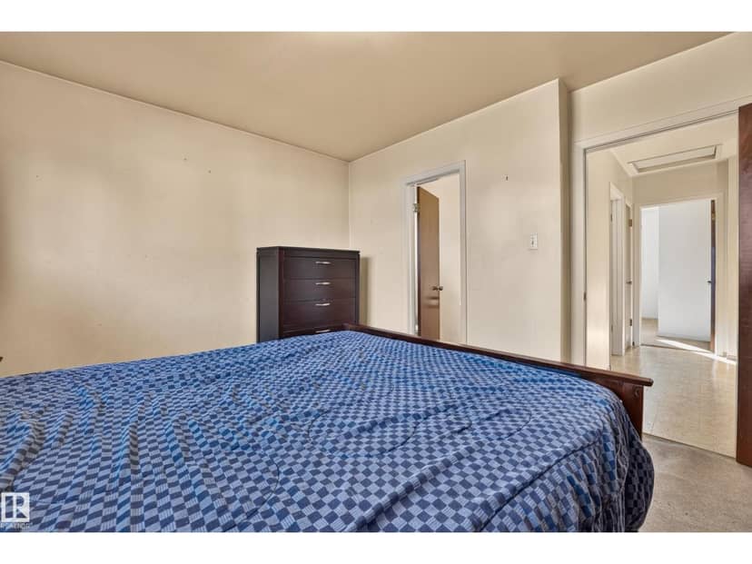7615 135A AV NW NW — photo 20 of 40