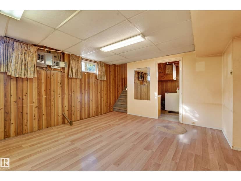 7615 135A AV NW NW — photo 33 of 40