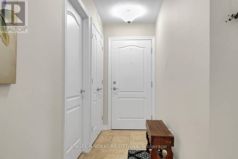 202 - 38 Charles Street, North Stormont, photo 5