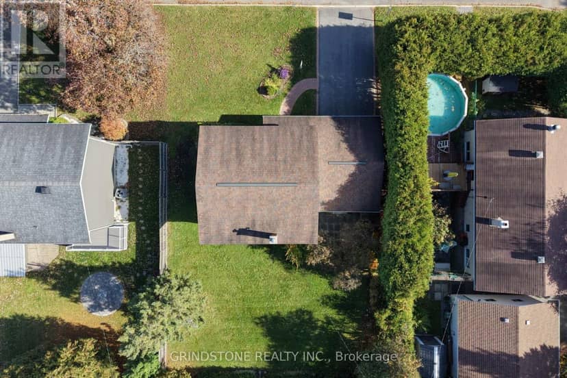 22 Lavina Crescent — photo 30 of 35