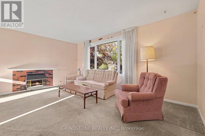 22 Lavina Crescent, Ottawa, photo 4