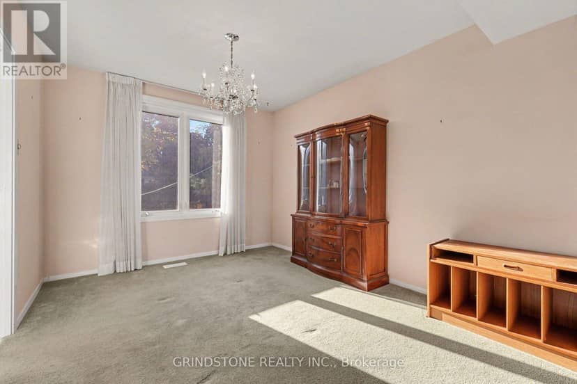 22 Lavina Crescent, Ottawa, photo 6