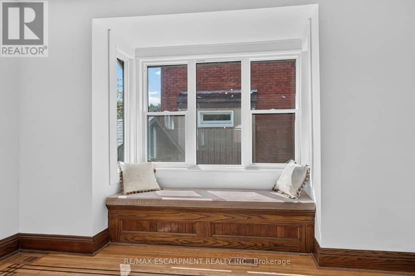 229 Park Row S — photo 21 of 40