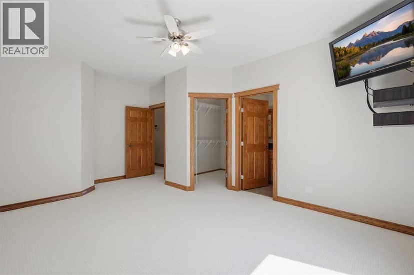 14043 Township Road 422 — photo 16 of 40