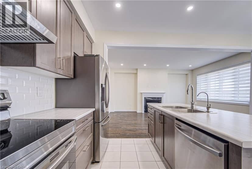 407 DOLMAN Street — photo 19 of 40