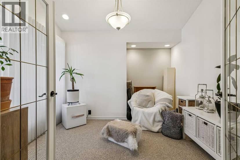 36 Hidden Ranch Mews NW — photo 12 of 38