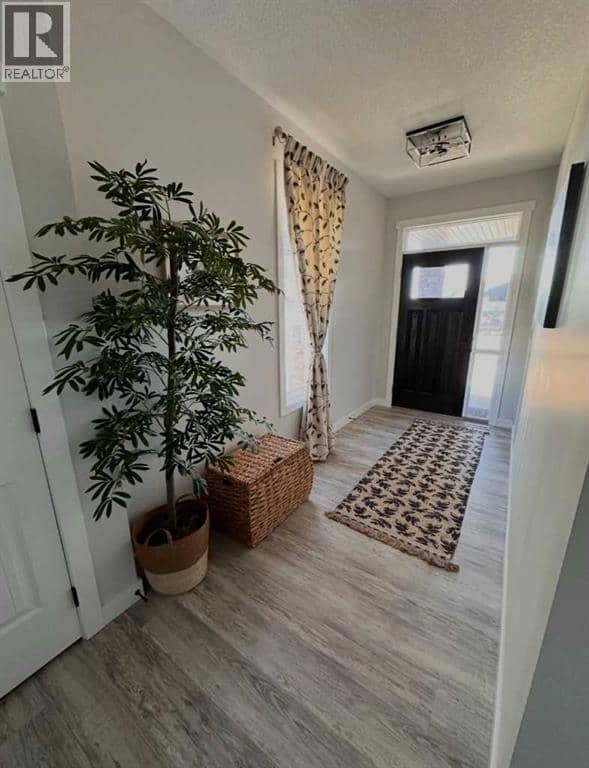 235 Precedence Hill, Cochrane, photo 2