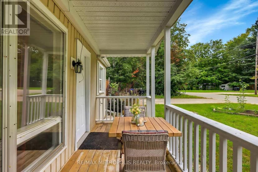 856 Central Avenue, Innisfil, photo 4