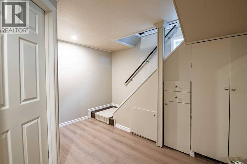 3317 44A Avenue — photo 37 of 40
