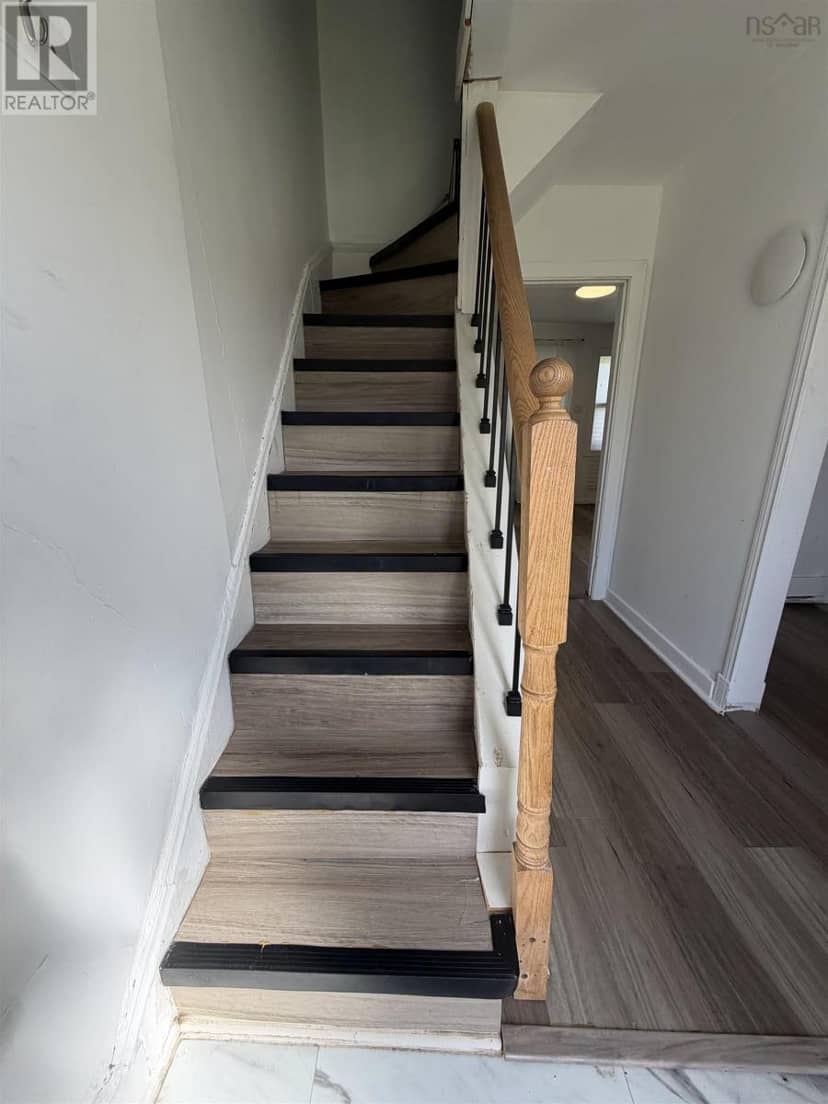 15 Winona Street — photo 10 of 19