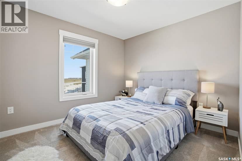11 510 Kloppenburg CRESCENT — photo 12 of 25