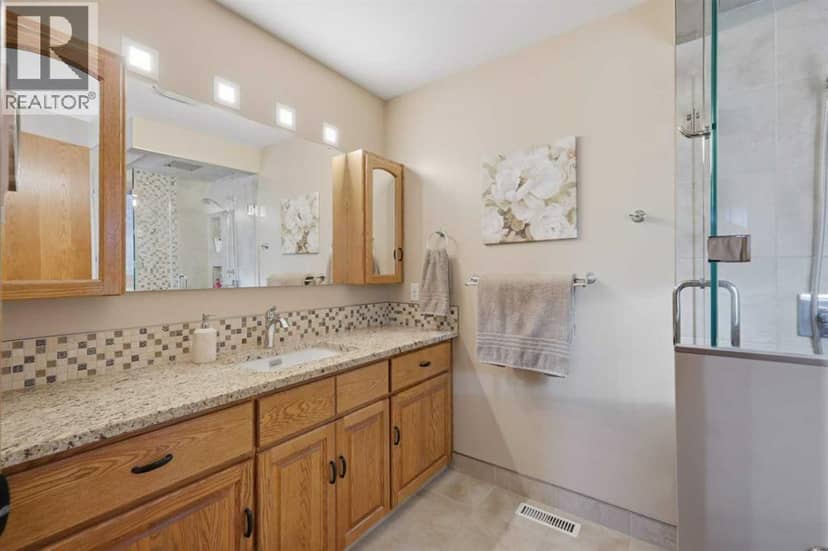 255054 Township Road 432 — photo 25 of 35