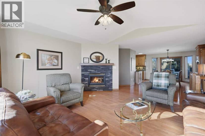 255054 Township Road 432 — photo 23 of 35