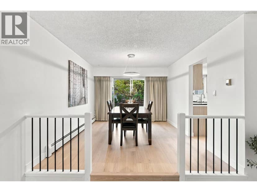 657 Poirier Street, Coquitlam, photo 7
