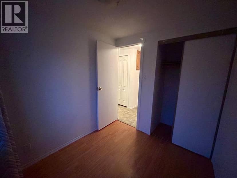 9115 101 Street — photo 25 of 36