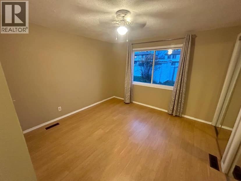 9115 101 Street — photo 29 of 36