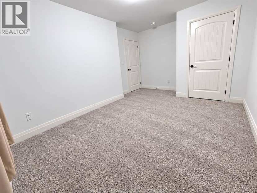 109 Kingsbridge Drive — photo 13 of 34