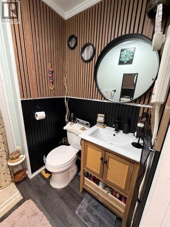 5218 42 Avenue S — photo 13 of 23