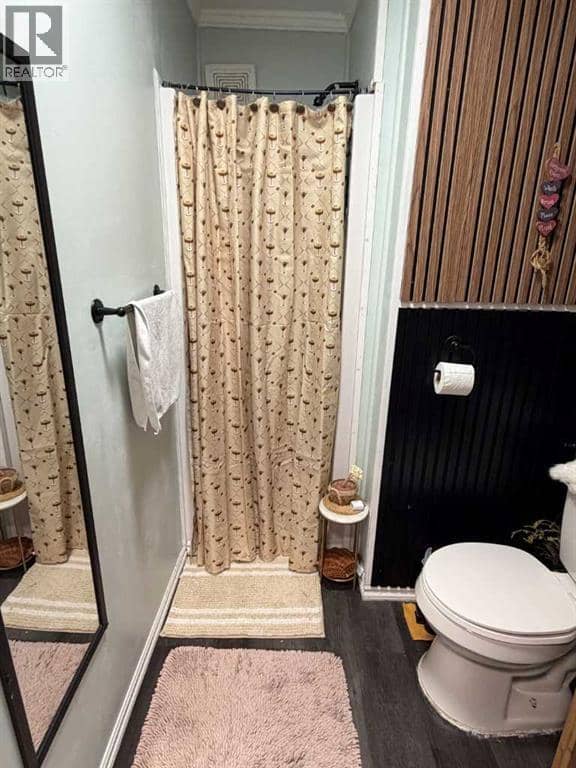 5218 42 Avenue S — photo 14 of 23