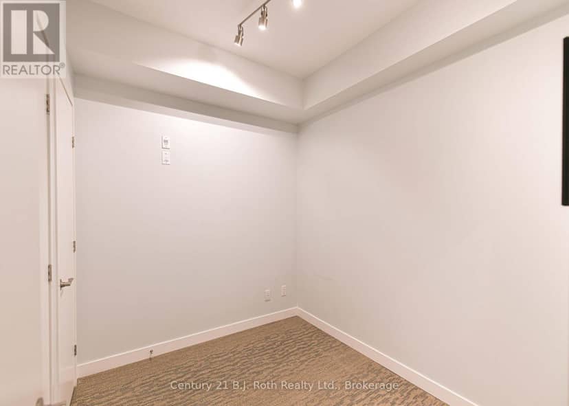 Suite 206 - 40 Horseshoe Boulevard — photo 20 of 37