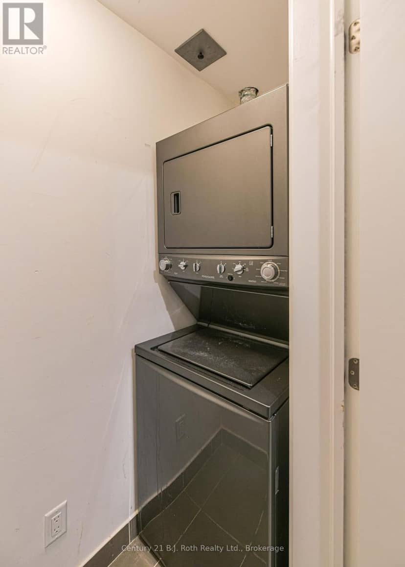 Suite 206 - 40 Horseshoe Boulevard — photo 22 of 37