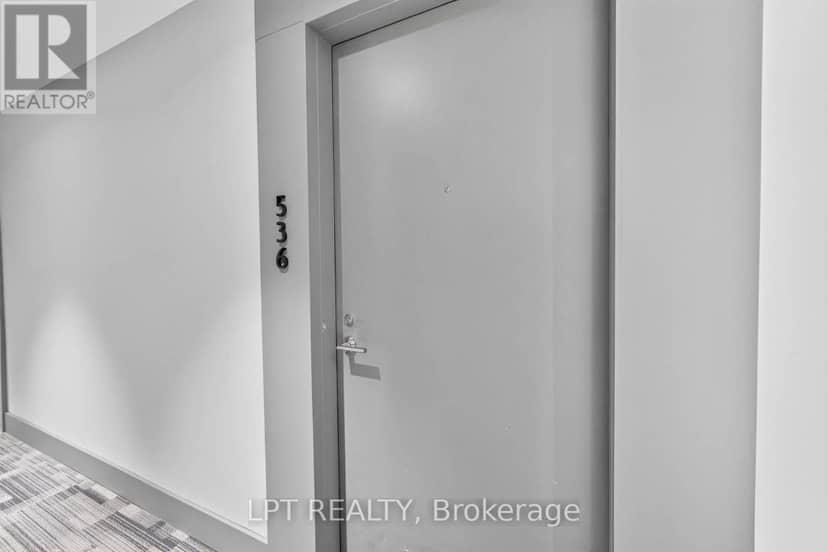 536 - 20 O'Neill Road, Toronto, photo 3