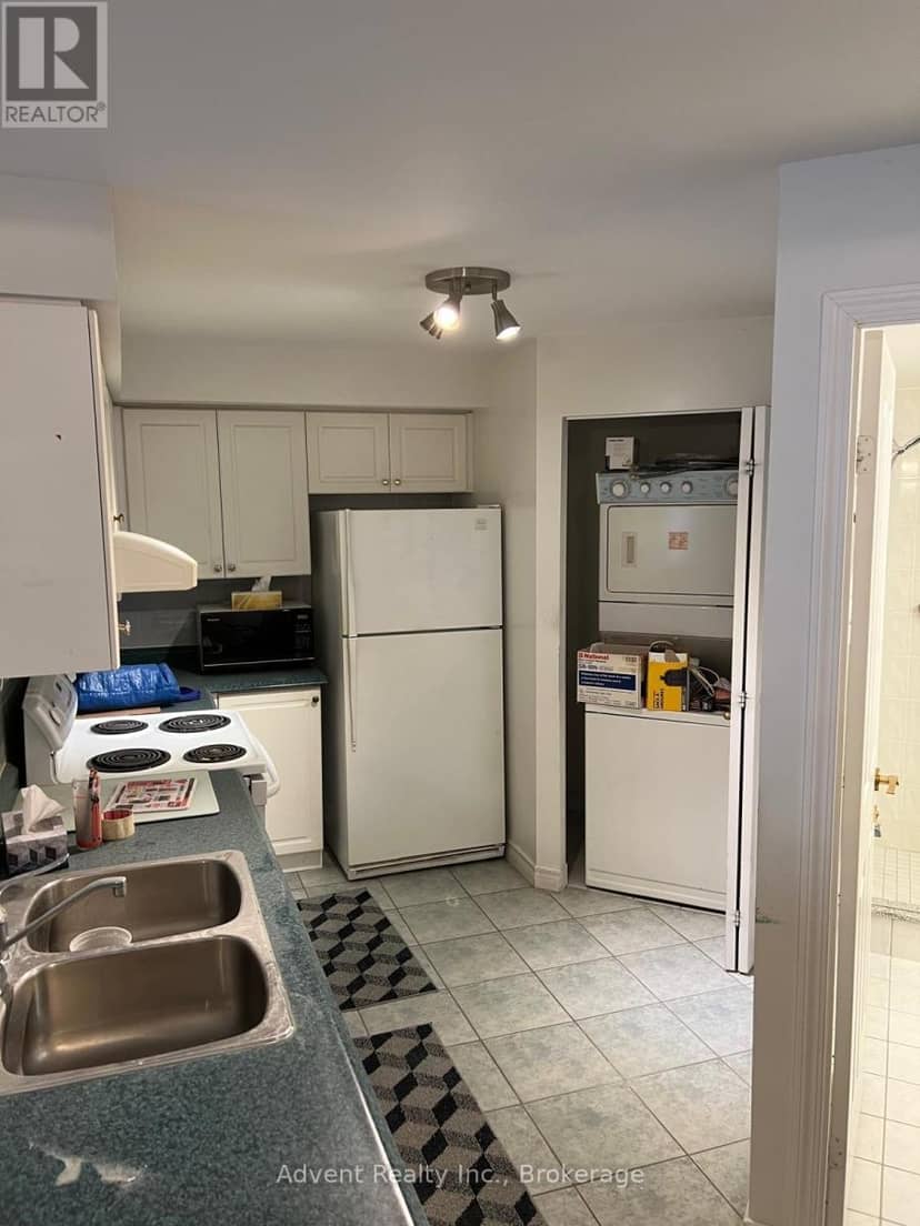 1107 - 152 St Patrick Street, Toronto, photo 5