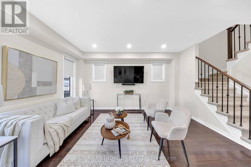 23 Gordon Cowling Street — photo 11 of 33