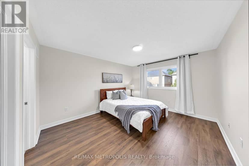 23 Gordon Cowling Street — photo 13 of 33