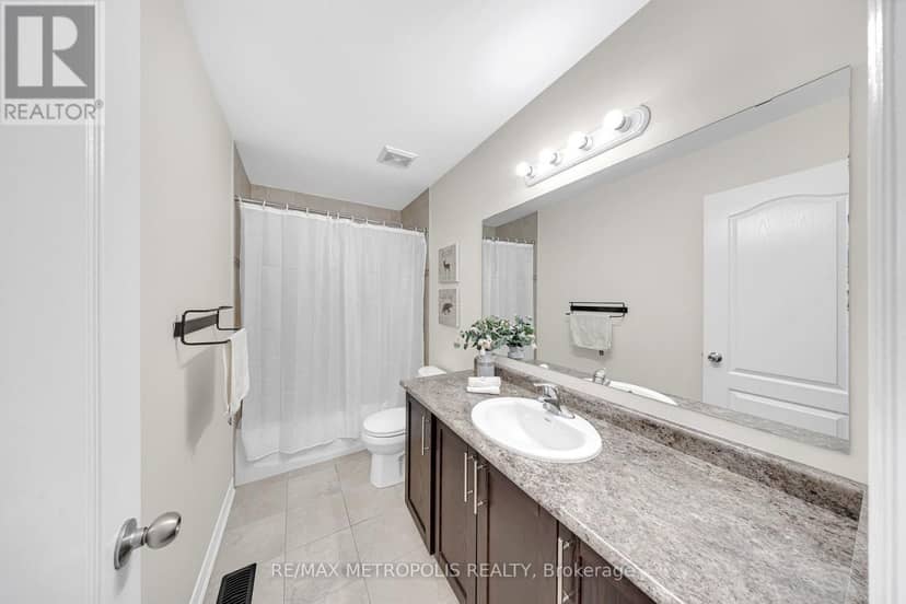 23 Gordon Cowling Street — photo 15 of 33