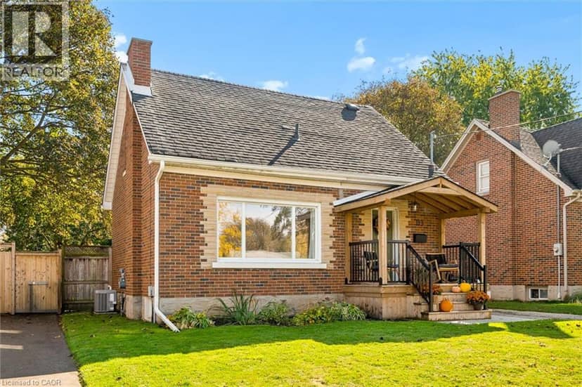 113 ADELAIDE Street — photo 7 of 38