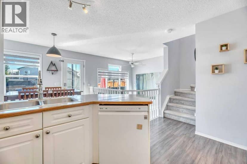 58 Rocky Ridge Green NW — photo 9 of 36