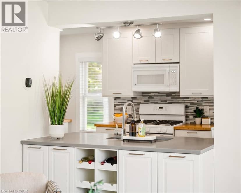 113 ADELAIDE Street — photo 21 of 38