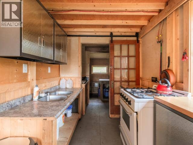 10 Tanglewood Lane — photo 16 of 33