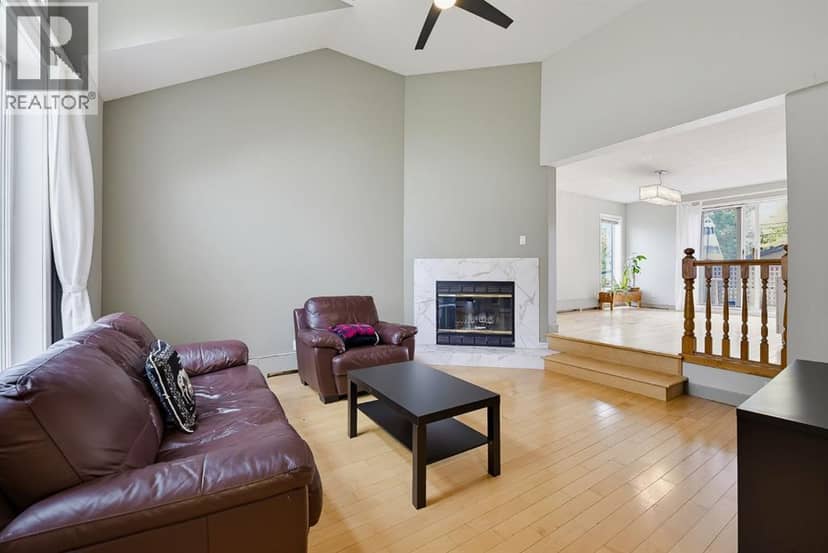 529 18 Avenue NW, Calgary, photo 5