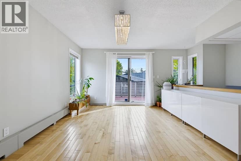 529 18 Avenue NW, Calgary, photo 8