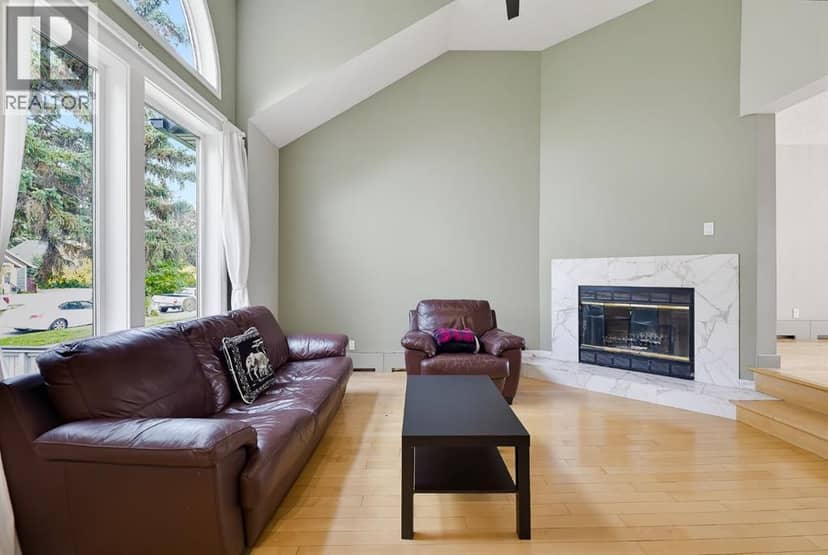 529 18 Avenue NW, Calgary, photo 6