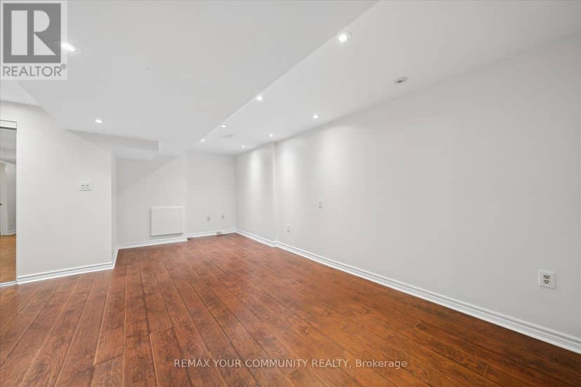 102 Edmund Seager Drive — photo 40 of 40