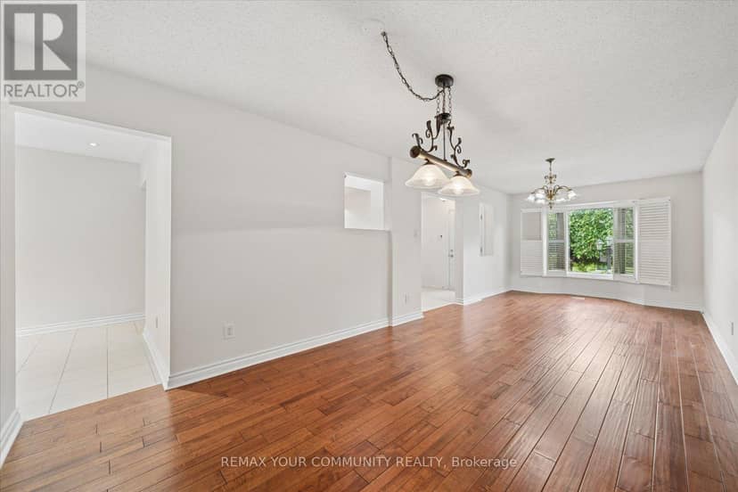 102 Edmund Seager Drive, Vaughan, photo 5