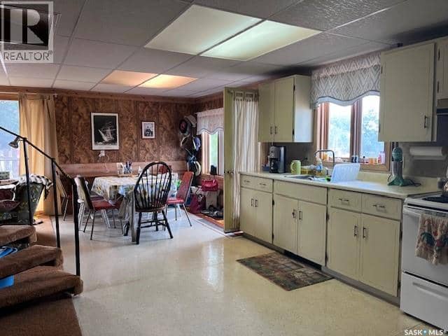 45 Snedden CRESCENT — photo 22 of 40
