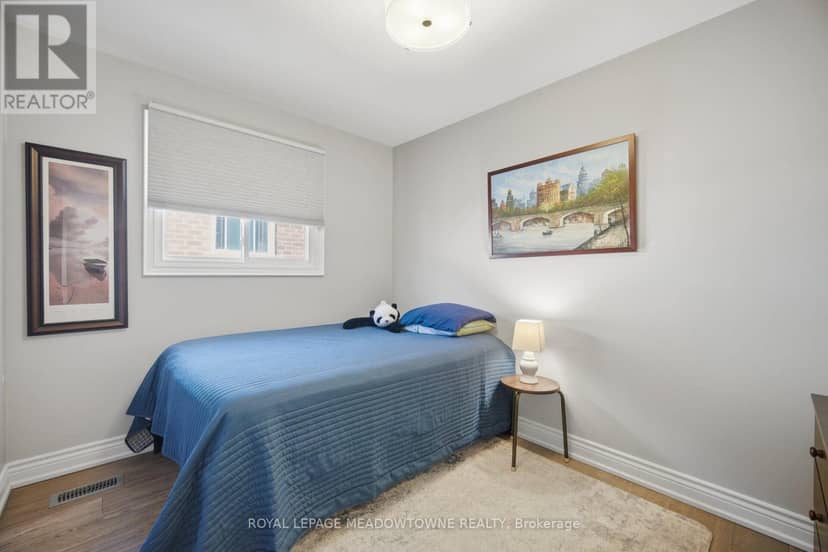451 Westmoreland Avenue N — photo 28 of 40