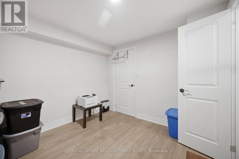 451 Westmoreland Avenue N — photo 36 of 40