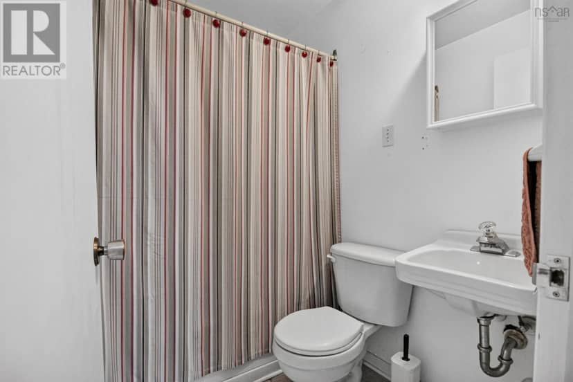 37 Clearview Street — photo 12 of 21