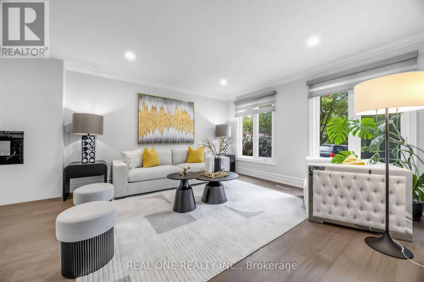 52 Fenwick Crescent — photo 4 of 40