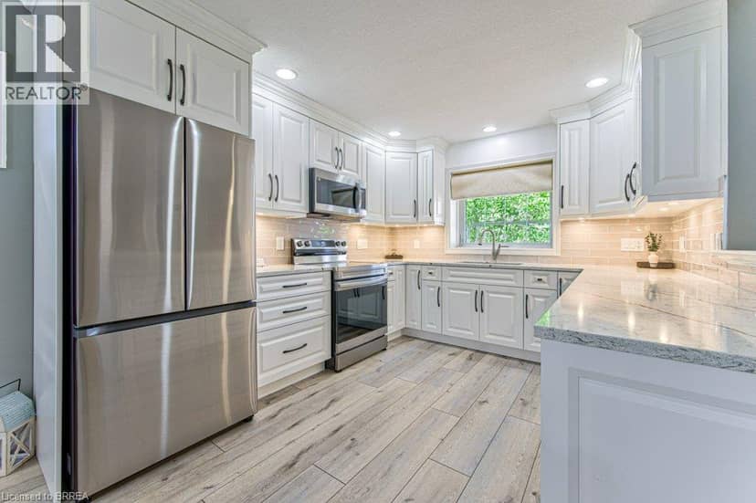 423 POLDON Drive — photo 16 of 40
