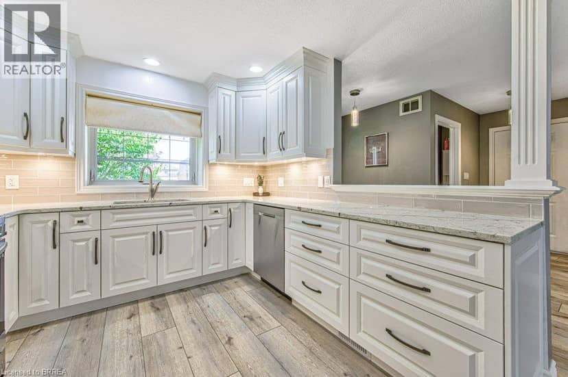 423 POLDON Drive — photo 17 of 40