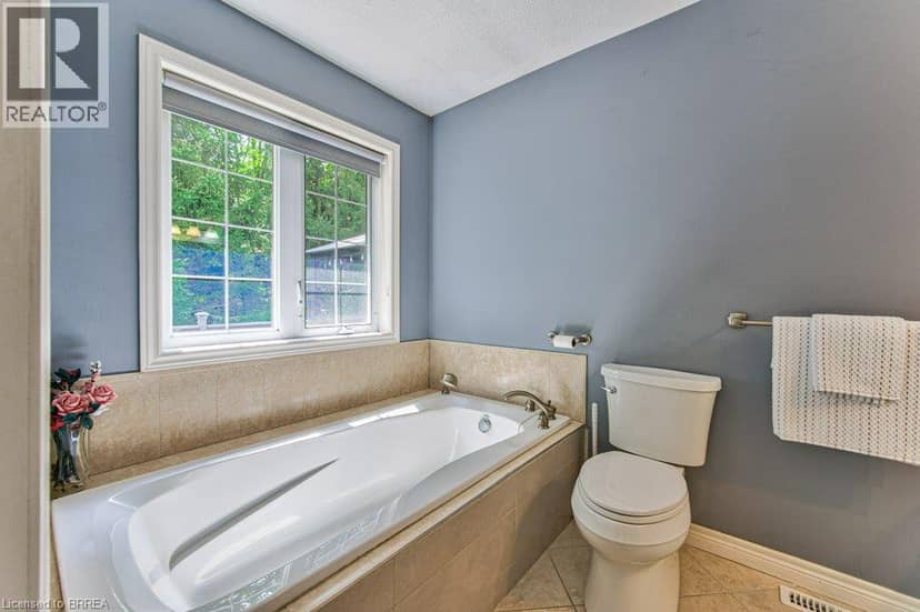 423 POLDON Drive — photo 25 of 40